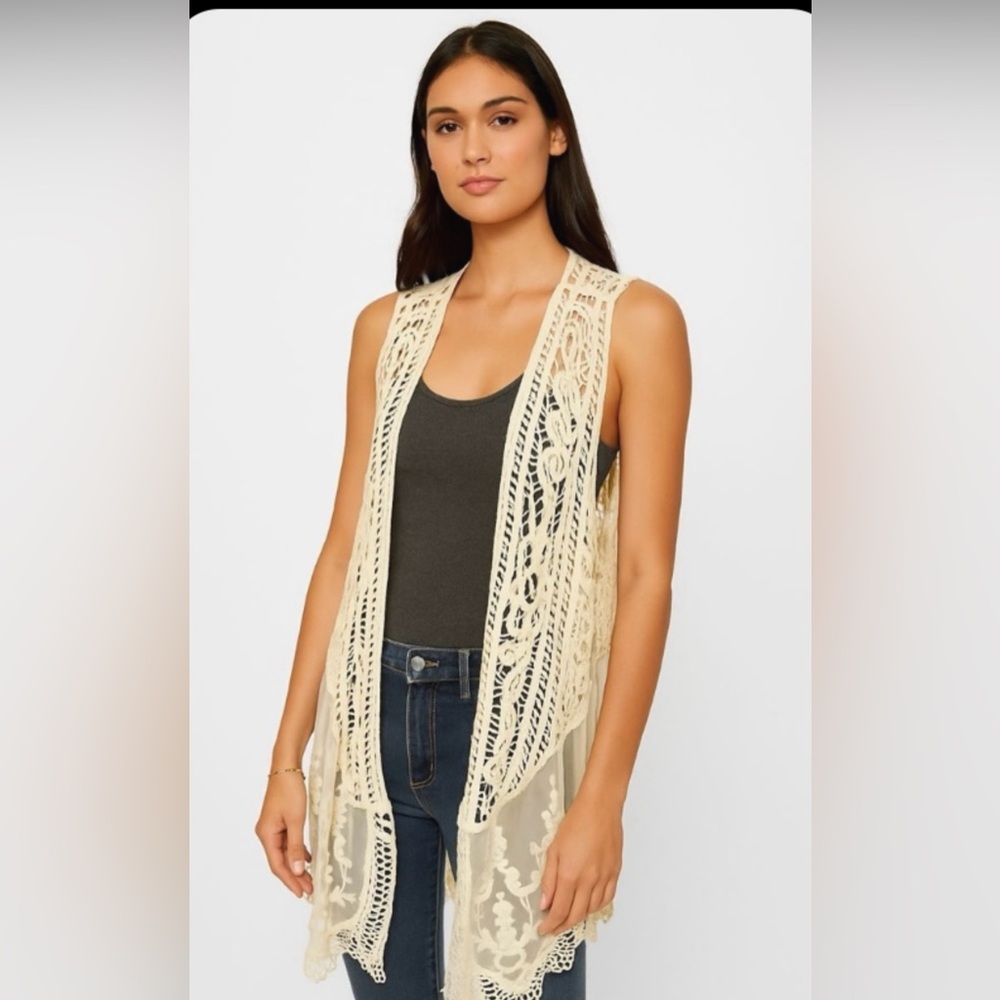 Western Cream Lace Open Vest